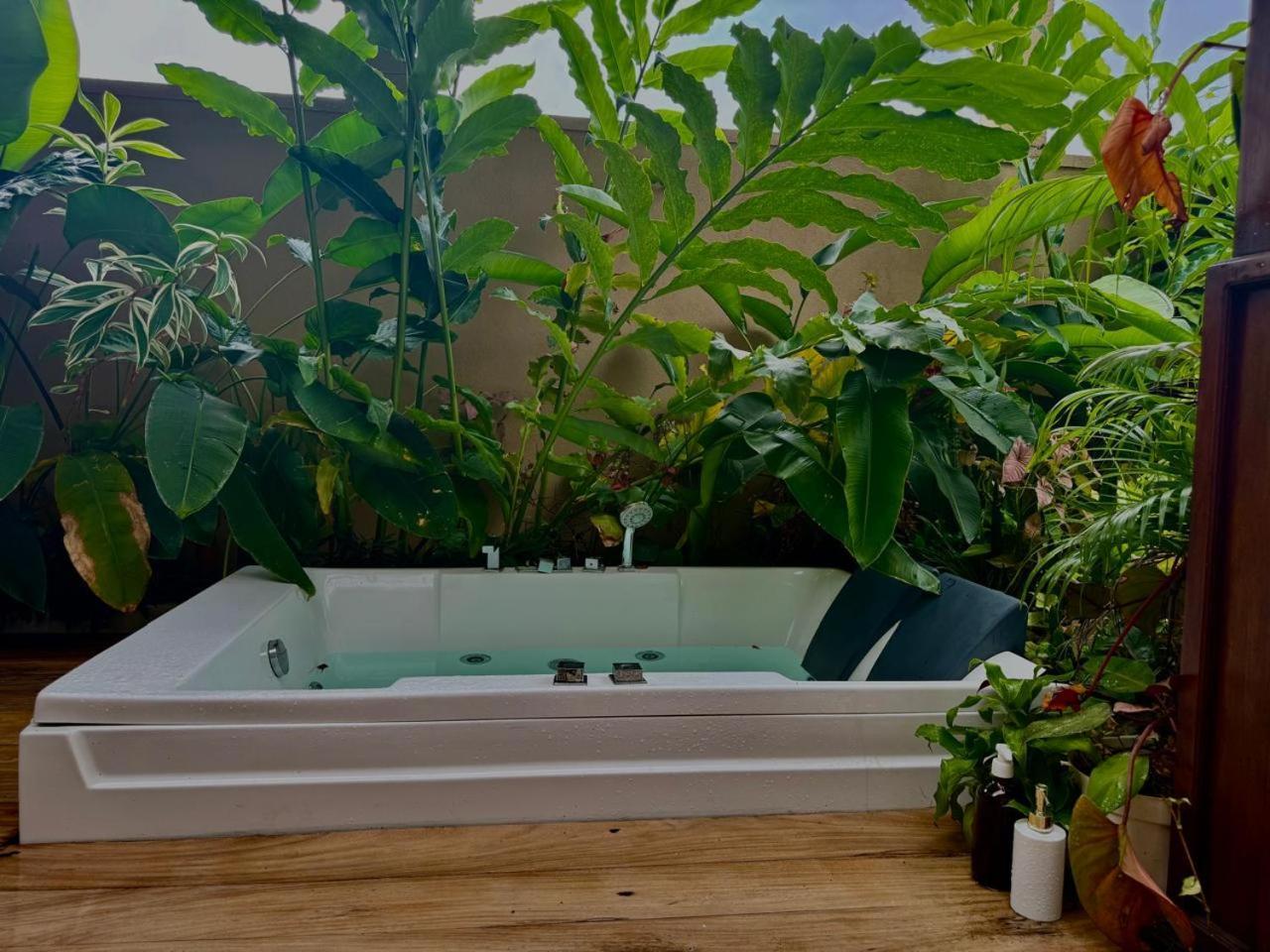 The Neylipz - Fully Air Conditioned 3 Bedroom Apartment Велигама Экстерьер фото